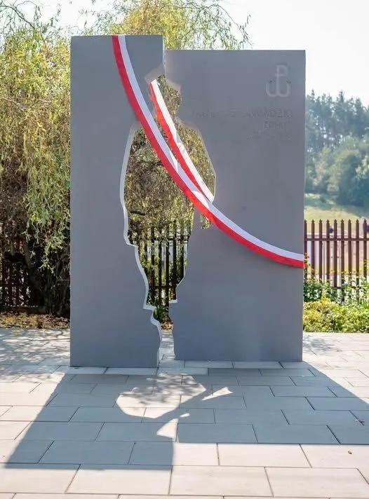 Pomnik Tadeusza Zawadzkiego "Zośki" w Sieczychach